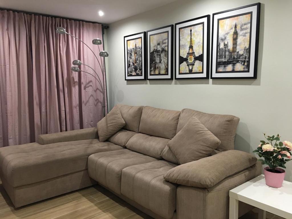 Ferienwohnung Recien Reformado Casco Historico Alcalá de Henares Exterior foto